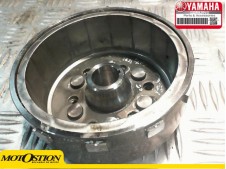 Volante magnetico YAMAHA X CITY 125 2008-2010  segunda mano