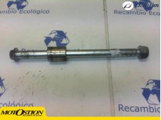 Eje rueda delantera DAELIM ROADWIN 125 2012-2015  desguace motos