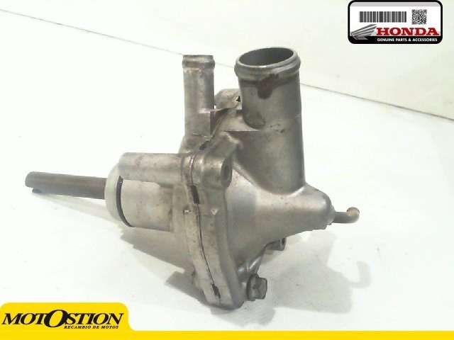 Bomba agua HONDA CBR 600 1999-2001  segunda mano