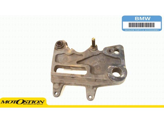 Soporte pinza freno trasera
