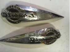 Juego de Emblemas deposito plata Intruder