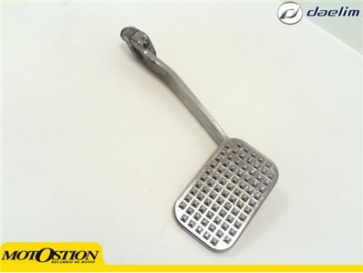 Pedal freno trasero DAELIM DAYSTAR 125 2006-2009  despiece de moto