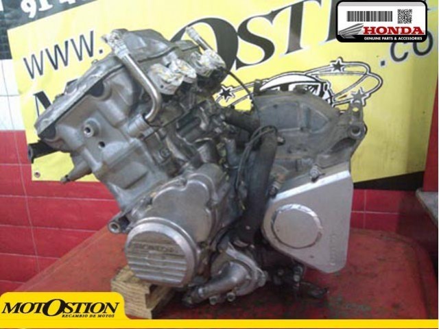 Motor completo del despiece o desguace de una moto Honda cbr 600 1987 - 1990