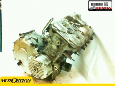 Motor completo del despiece o desguace de una moto Honda cbr 600 1987 - 1990