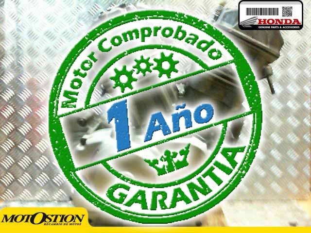 Motor completo del despiece o desguace de una moto Honda deauville 650 1998-2005