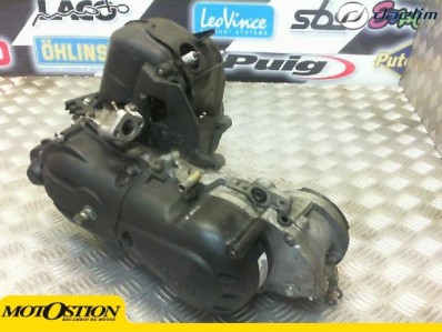 Motor completo del despiece o desguace de una moto Daelim message 50 1995-1996