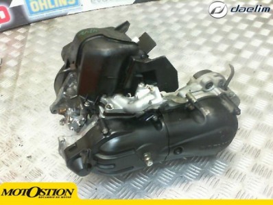 Motor completo del despiece o desguace de una moto Daelim message 50 1995-1996