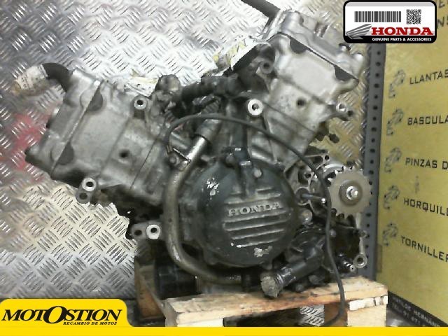 Motor completo del despiece o desguace de una moto Honda vfr 750 1990-1993