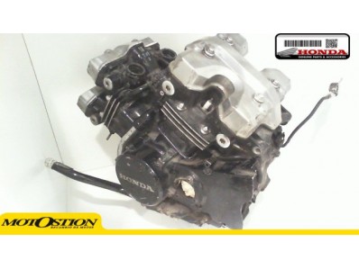 Motor completo del despiece o desguace de una moto Honda vf 500 1984-1985