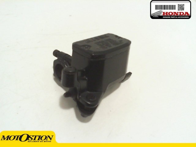 Bomba freno delantera brembo HONDA DEAUVILLE 650 1998-1999  repuestos de motos