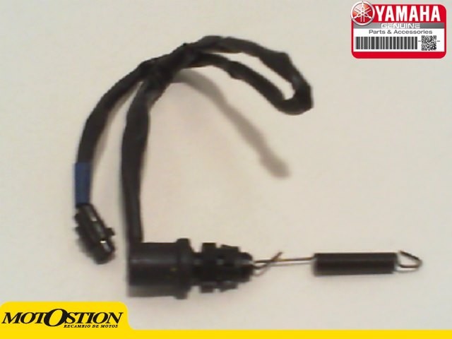 Interruptor freno trasero YAMAHA R1 1000 2007-2008  segunda mano