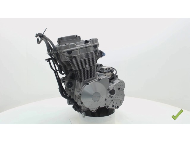 Motor completo del despiece o desguace de una moto Suzuki bandit 600 2004-2005