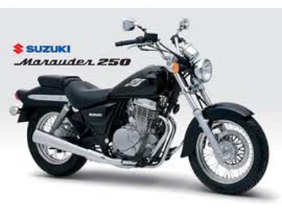 Cacha derecha granate SUZUKI MARAUDER 250 2000-2002  motodesguace