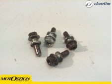 Tornillos portacoronas DAELIM DAYSTAR 125 2004-2006  despiece de moto