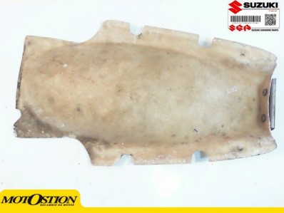 Aleta pase rueda superior FIBRA GSX R 600 2001-2004