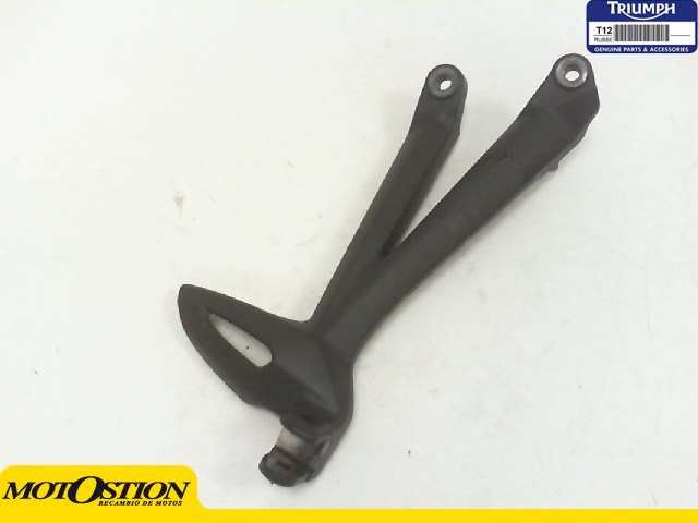 Soporte estribera trasero derecho Triumph Street 675 2013 - 2017