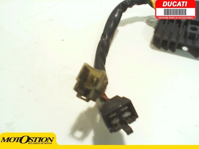 Regulador DUCATI MONSTER 696 2008-2011  desguace motos