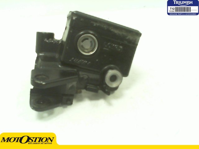 Bomba freno delantero Triumph Street 675 2010-2011