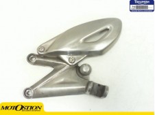 Soporte estribera delantero izquierdo Triumph Street 675 2010-2011