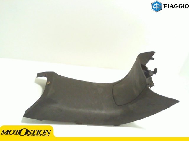 Embellecedor bajo asiento PIAGGIO X9 500 2005-2014  moto