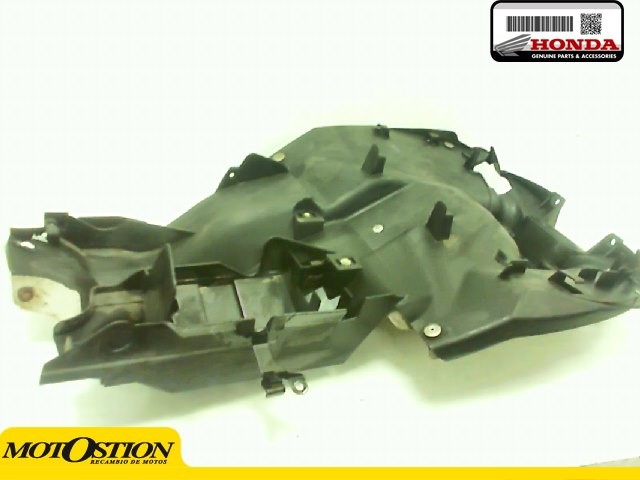 Aleta porta bateria HONDA VFR 800 2004-2006  recambios para moto