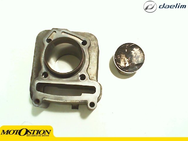 Cilindro de motor DAELIM S2 125 2004-2006  motodesguace