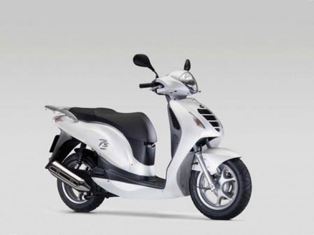 Aleta delantera negra HONDA PASSION 125 2006-2013  desguace motos