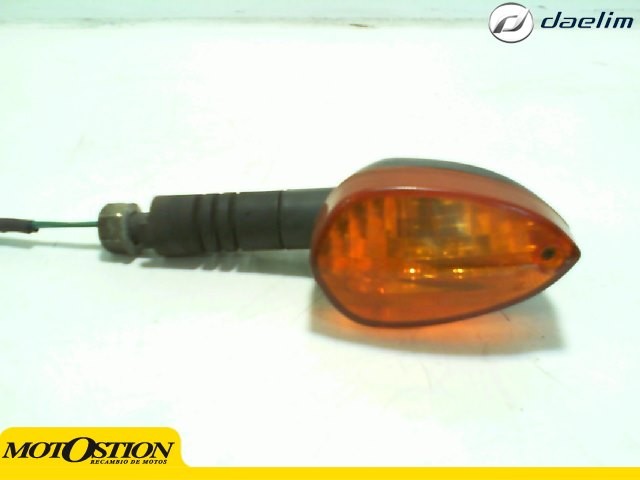 Intermitente trasero derecho 01 DAELIM ROADWINR 125 2007-2011  repuestos de motos