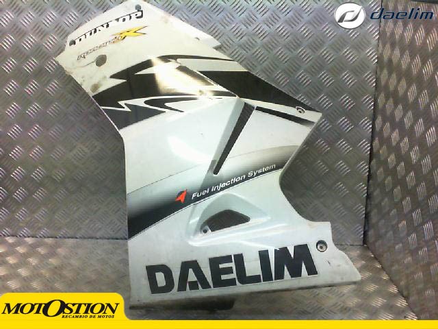 Faldon izquierdo  Daelim Roadwin 125 R 2007 - 2011