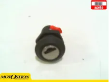 Cerraduras completas APRILIA SPORTCITY 125 2005-2008  segunda mano