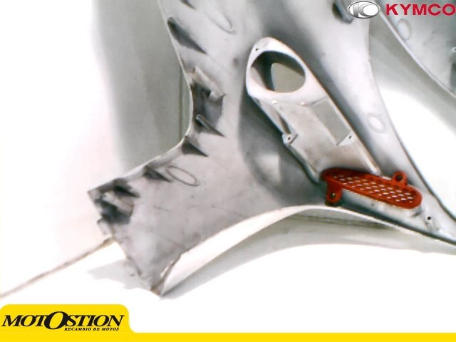 Carenado superior central KYMCO XCITING 500 2005-2007 Recambio Ocasion