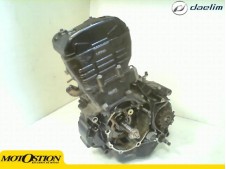 Motor completo del despiece o desguace de una moto Daelim roadwin 250 r 2012 - 2015