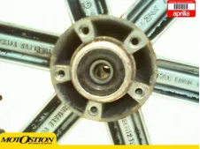 Rueda delantera APRILIA SPORTCITY 125 2005-2008  desguace motos