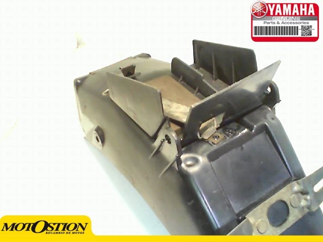 Aleta porta matricula YAMAHA FJ 1100 1984-1986  motodesguace