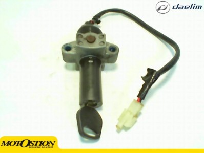 CERRADURAS CLAUSOR Daelim Roadwin 250 r 2012 - 2015