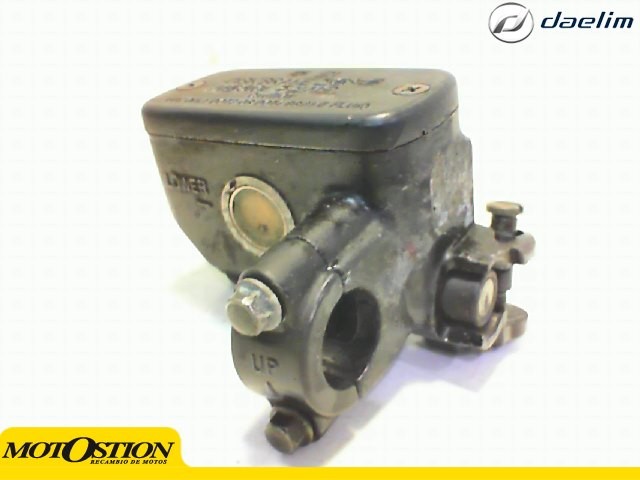 BOMBA FRENO DELANTERO Daelim Roadwin 250 r 2012 - 2015