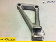 SOPORTE ESTRIBERA TRASERA IZQUIERDA Daelim Roadwin 250 r 2012 - 2015