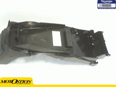 Aleta porta matricula pequeña fisura TRIUMPH ST 955 2002-2003  recambio moto