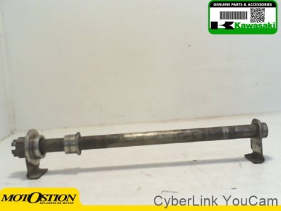 Eje rueda trasera KAWASAKI ZZR 600 1994-1996  segunda mano