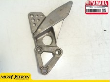 Soporte estribera delantero izquierdo YAMAHA FZR 1000 1986-1990  segunda mano