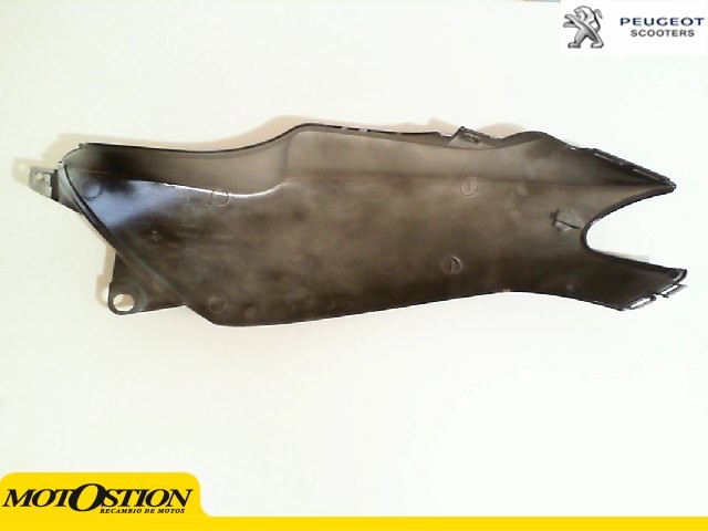 Colin rojo KAWASAKI GPX 600 1985-1990 Recambio Ocasion