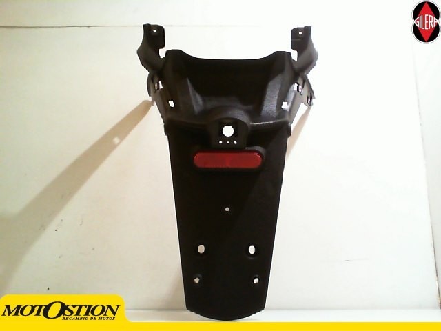 ALETA PORTA MATRICULA Gilera Gp 800 2008 - 2013