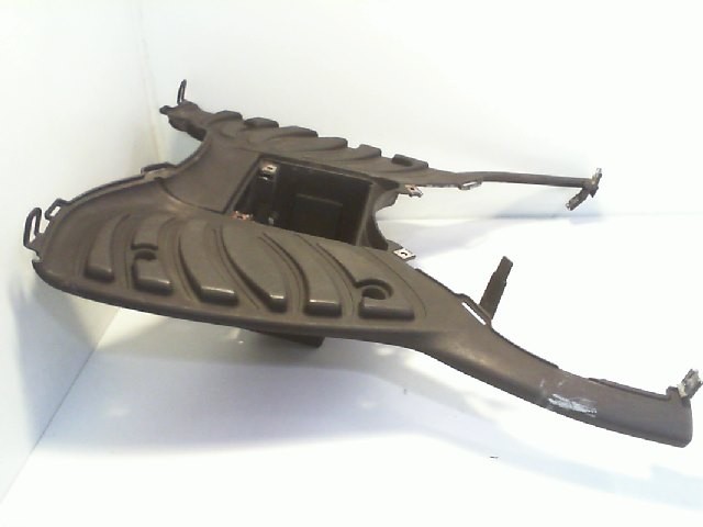 Suelo central APRILIA SPORTCITY 125 2005-2008  recambio moto