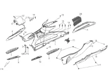 Tapa suelo central Sym GTS y GTS Evo 125 2010 - 2013