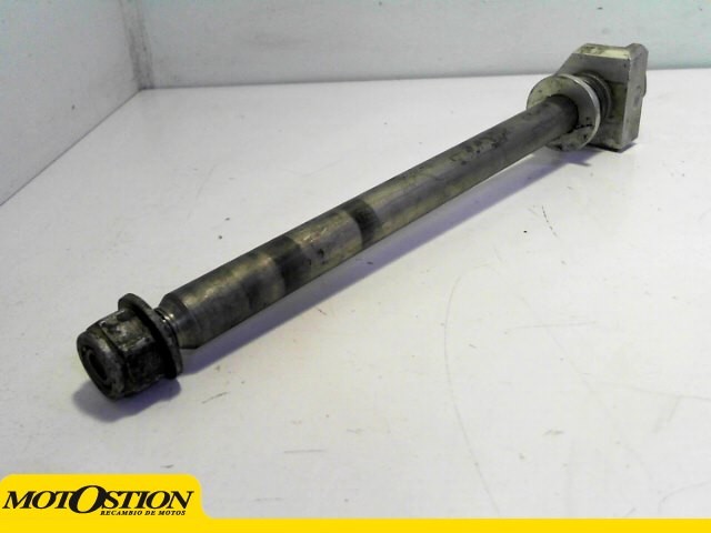 Eje rueda trasera BMW F800GS 800 2008-2012  recambio moto