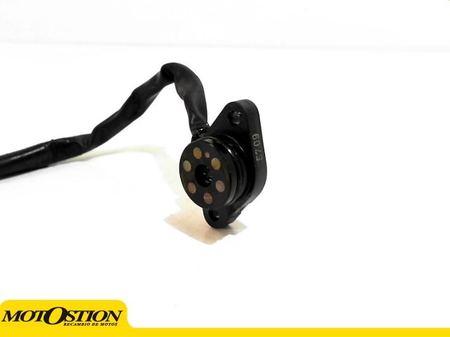 SENSOR PUNTO MUERTO Yamaha mt 07 2021 - 2022