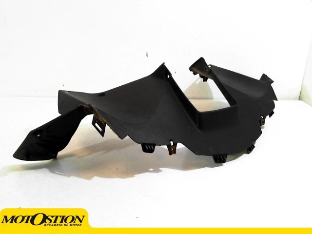 Embellecedor manillar inferior YAMAHA XMAX 125 2006-2010  motodesguace