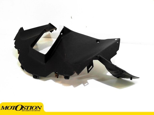 Embellecedor manillar inferior YAMAHA XMAX 125 2006-2010  motodesguace