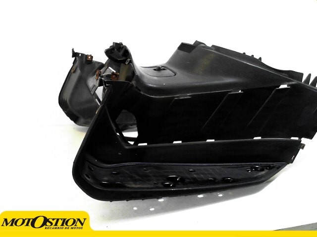 Suelo central YAMAHA XMAX 250 2005-2006  despiece de moto