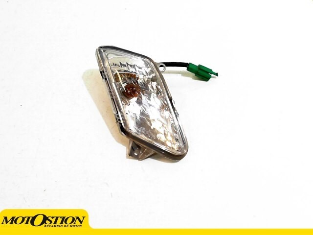 Intermitente delantero derecho YAMAHA X-MAX Recambio Ocasion